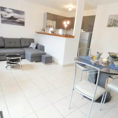 Bias, 3 Pieces, 4 Personnes - Fr-1-360-636 Ferienhaus *
